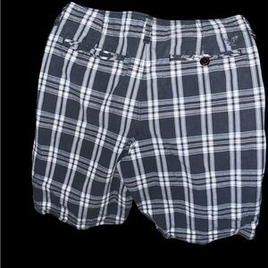 American Eagle Men’s size 32 Shorts Blue and white
